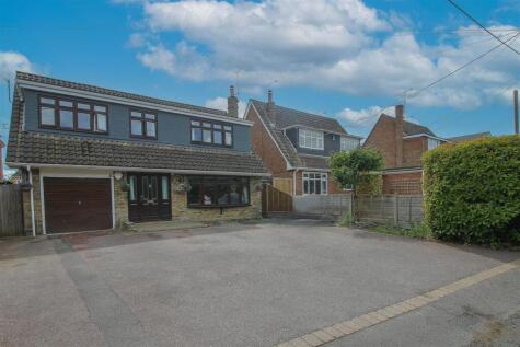 Second Avenue, Hook End, Brentwood