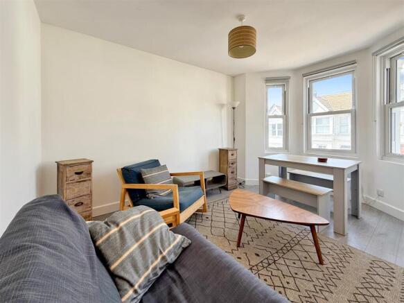 Kitchen/Living Room