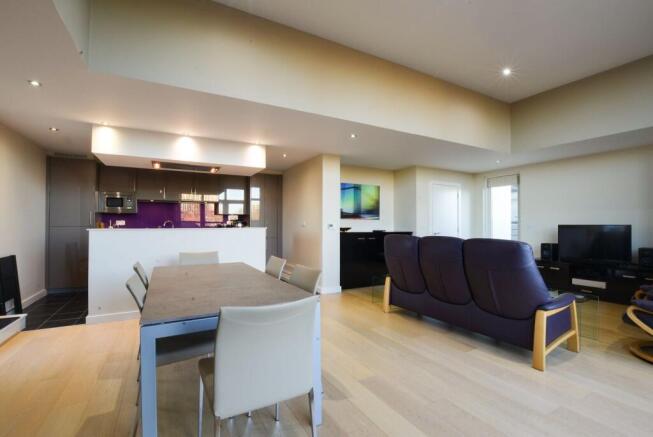 Lounge Dining Area