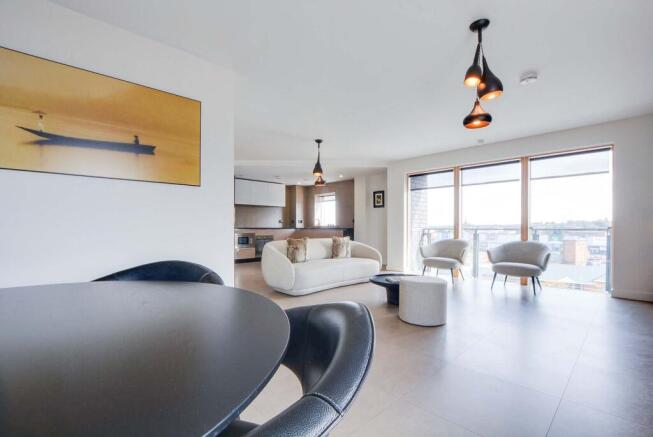 Living Dining Area