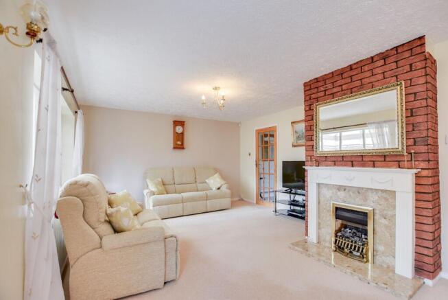 Lounge Dining Room
