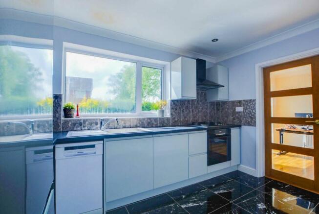 Fitted Kitchen