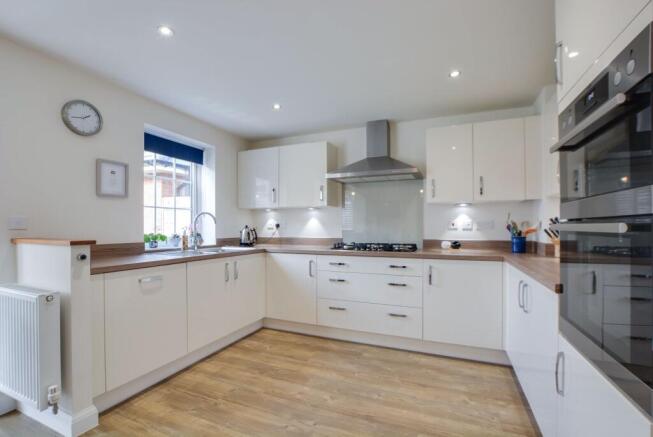Open Plan Fitted Dining Kitchen