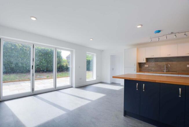 Fitted Dining Kitchen