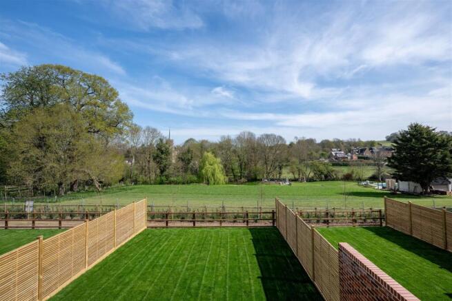 Garden 2.jpg
