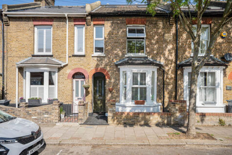 Braemar Road, Brentford