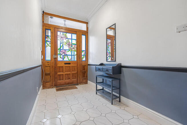 15 Gloucester Rd-...