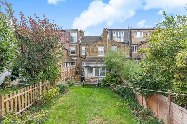 Whitestile Road (...