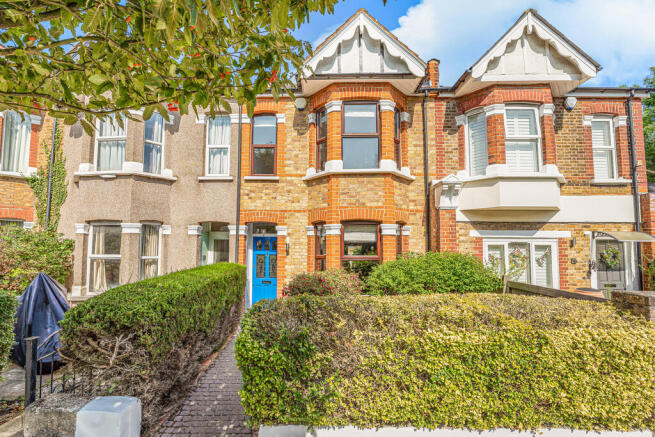 150 Northcroft Ro...