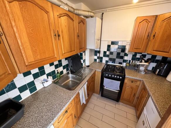 25 Mount Court - ...