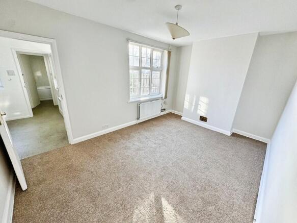 41 Birchwood - Re...