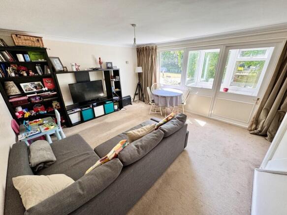 22 Glebe Court - ...