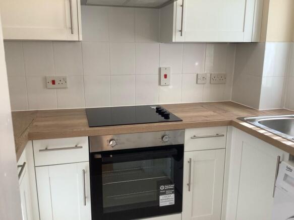 31 Tongham Meadow...