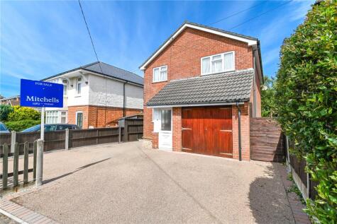 Albert Road, New Milton, Hampshire, BH25