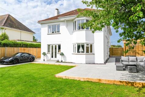 Seaward Avenue, Barton on Sea, New Milton, Hampshire, BH25