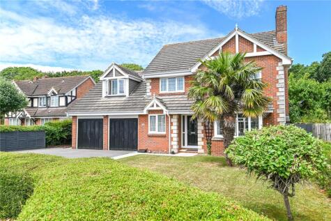 Velvet Lawn Road, New Milton, Hampshire, BH25