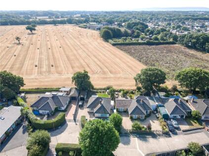 Mallard Close, Hordle, Lymington, Hampshire, SO41