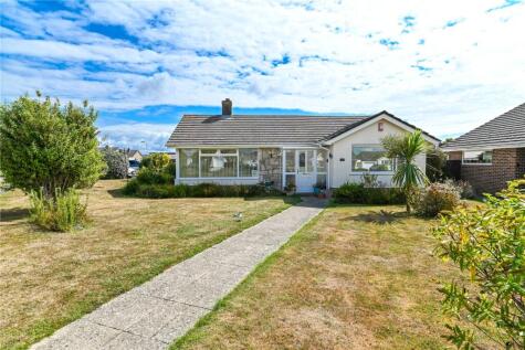 Three Acre Drive, Barton on Sea, New Milton, Hampshire, BH25