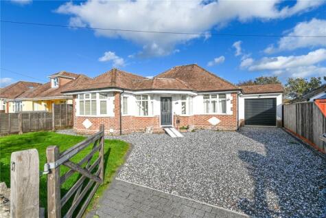 High Ridge Crescent, New Milton, Hampshire, BH25