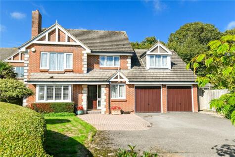 Velvet Lawn Road, New Milton, Hampshire, BH25