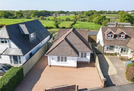 Lavender Road, Hordle, Lymington, Hampshire, SO41