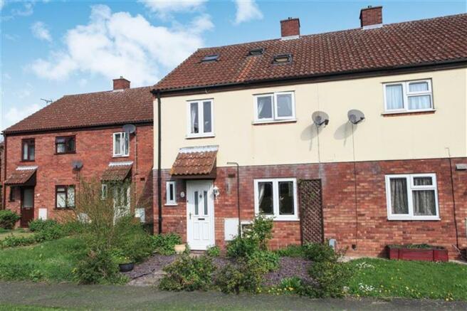 4 bedroom terraced house for sale in Lilac Walk, Yaxley, Peterborough, PE7