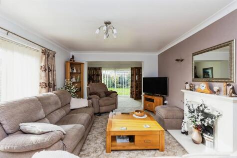 Birchwood Avenue, March