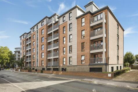 Silver Street, Reading, RG1