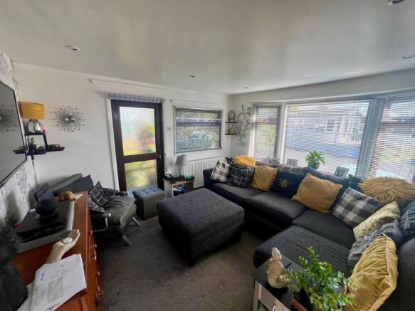 Living Room.jpg