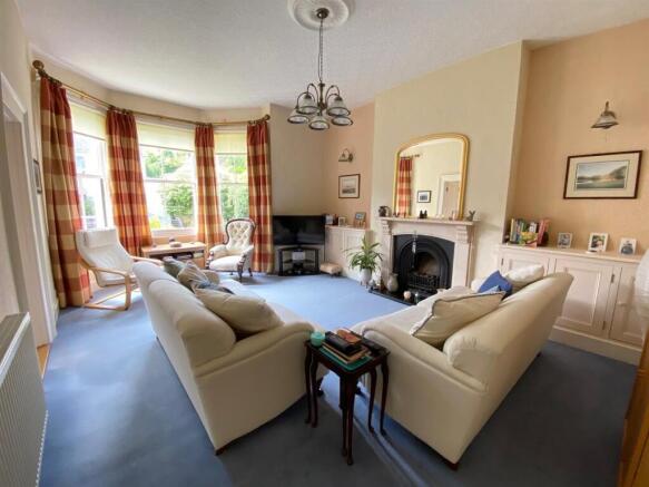 Sitting Room.jpg