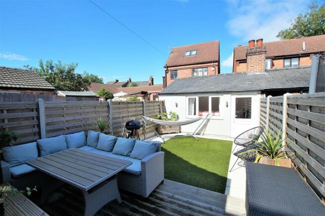 3 bedroom terraced house for sale in Cecil Street, Lincoln, LN1