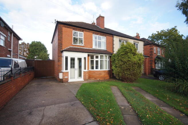 3 Bedroom Semi Detached House For Sale In Ruskin Avenue Lincoln Ln2