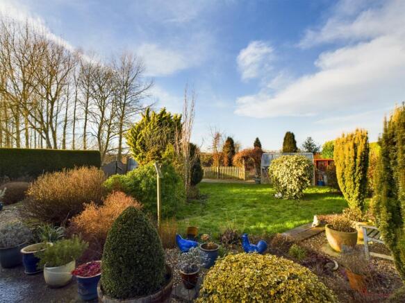 2 Bedroom House Semi-Detached - For Sale