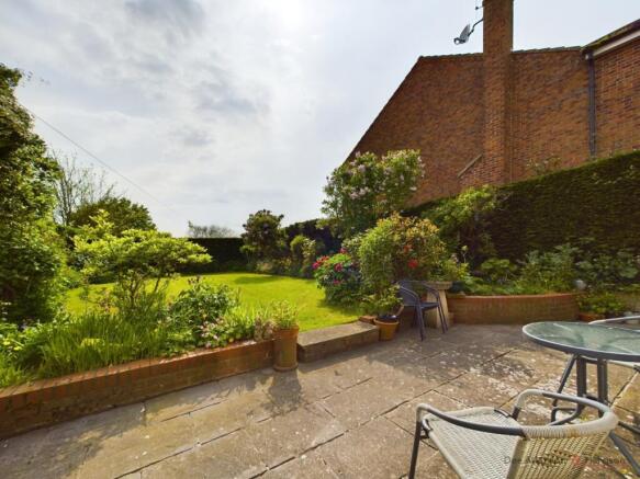 3 Bedroom Detached House - For Sale