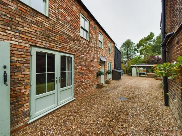 3 Bedroom Detached Barn conversion- For Sale