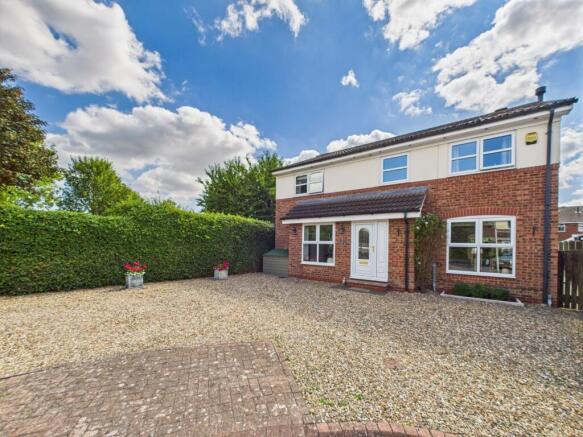 4 Bedroom Detached House - For Sale