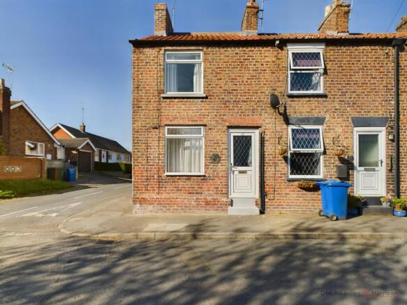 2 Bedroom End Terrace House - For Sale