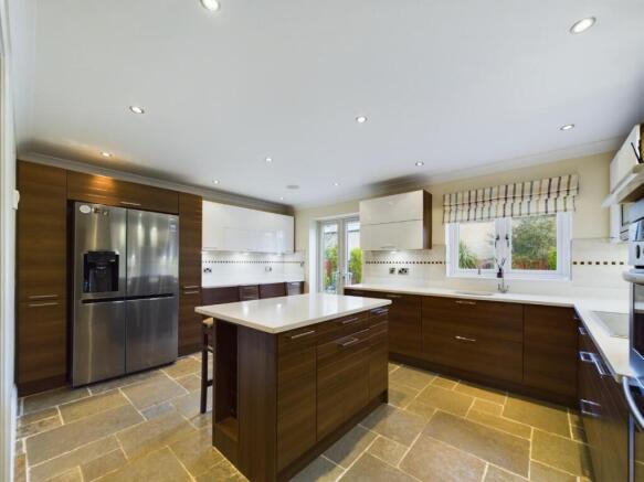 Kitchen/Breakfast Area