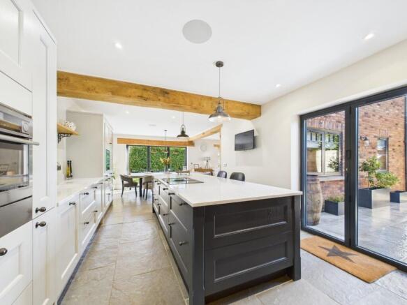 Open Plan Kitchen/Dining Are
