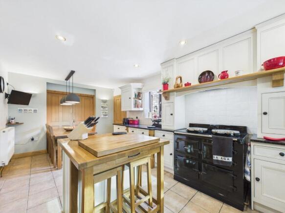 Kitchen/Breakfast Area