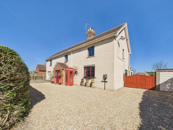 Five Bedroom Detached House- For Sale