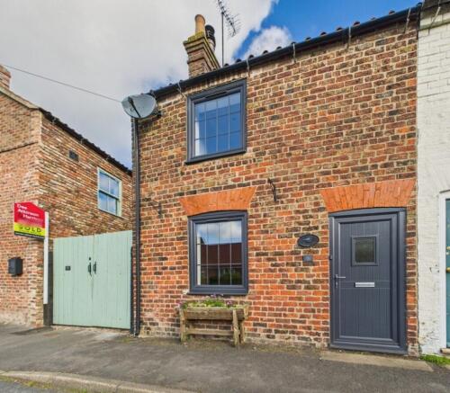 2 Bedroom End Terrace House - For Sale