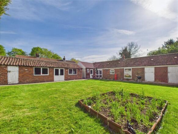 4 Bedroom Cottage - For Sale