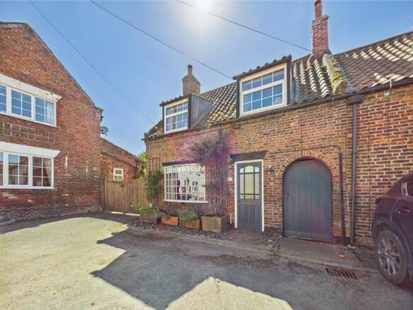 2 Bedroom Detached House- For Sale
