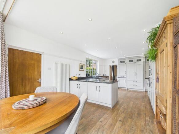 Kitchen/Breakfast Room