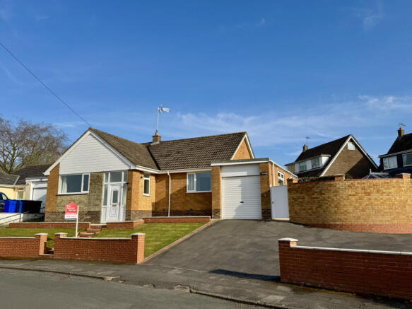 3 Bedroom Bungalow - detached for Sale