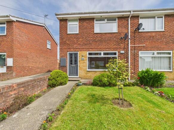 3 Bedroom House - semi-detached for Sale