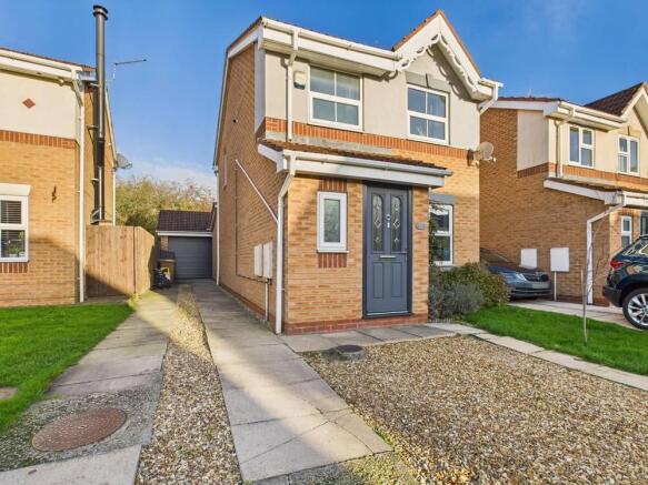 3 Bedroom Detached House - For Sale