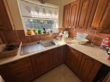 Cuckoo Bush Bungalow, Christophers Lane, Bourne