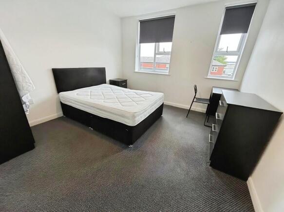 0c704aca-room 20l...